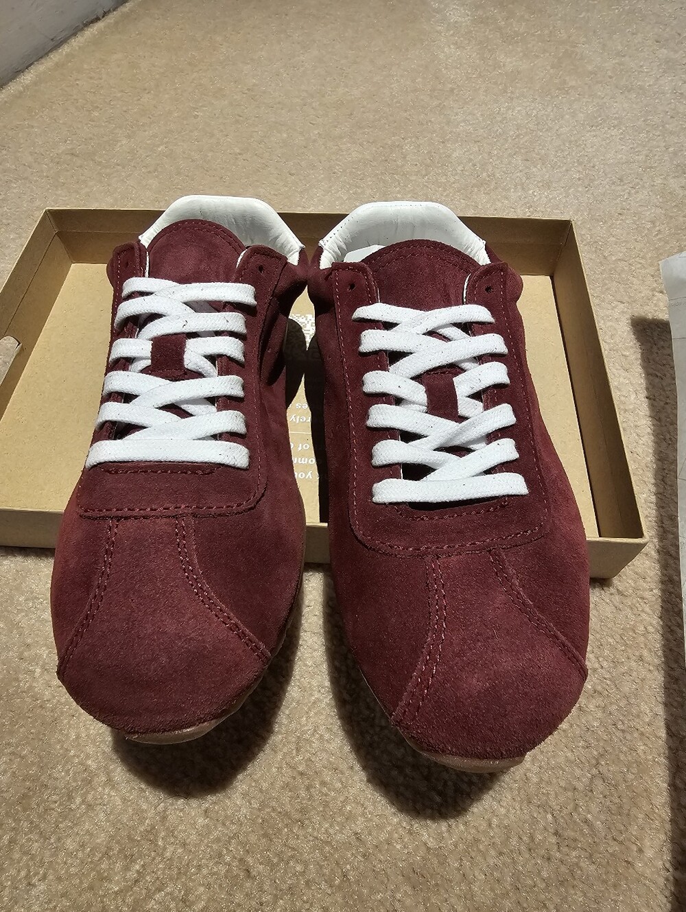 NWT NIB Dolce Vita Made In Italy Suede Serina Sneakers  Size 7 - Picture 2 of 8